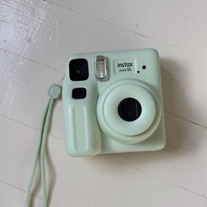 Instax Mini SE in Mint Like New